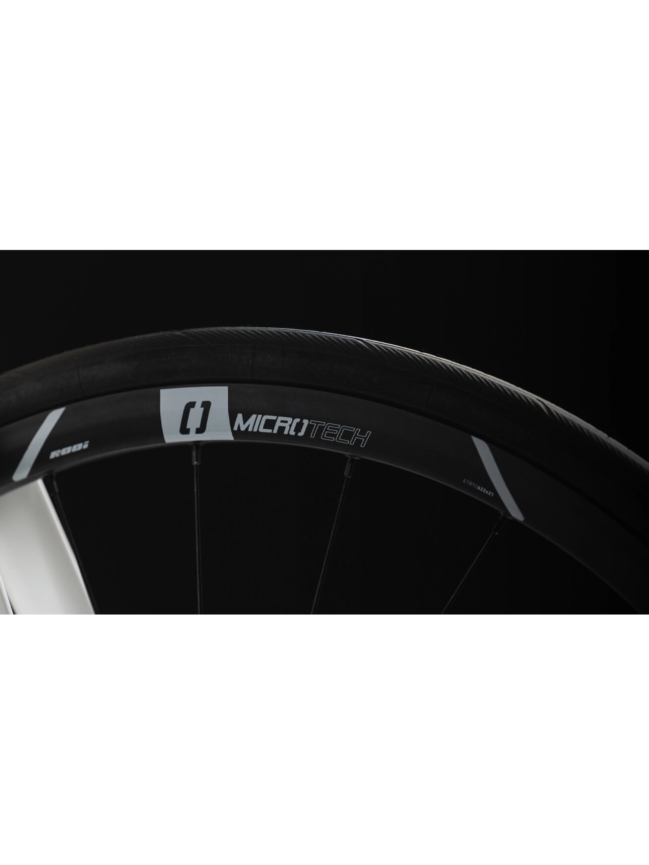 Basso Venta R / SHIMANO 105 Di2 2x12 / Microtech MCT Disc / Pearl White / plento dviratis (28") 9 Basso Venta R / SHIMANO 105 Di2 2x12 / Microtech MCT Disc / Pearl White / plento dviratis (28") 9