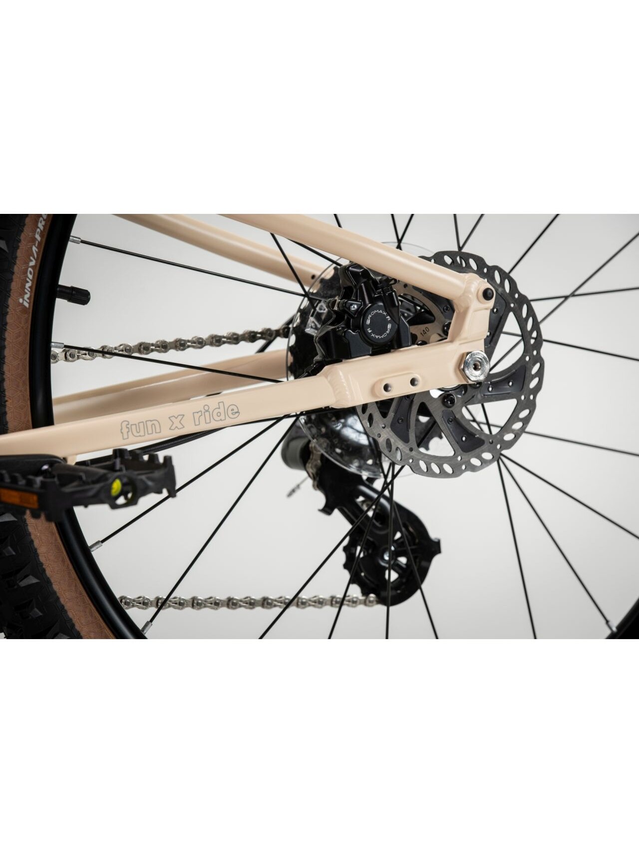 KROSS Liftie 24 X MY26 / Beige-Grey Matt / lengvas vaikiškas dviratis (24") 8