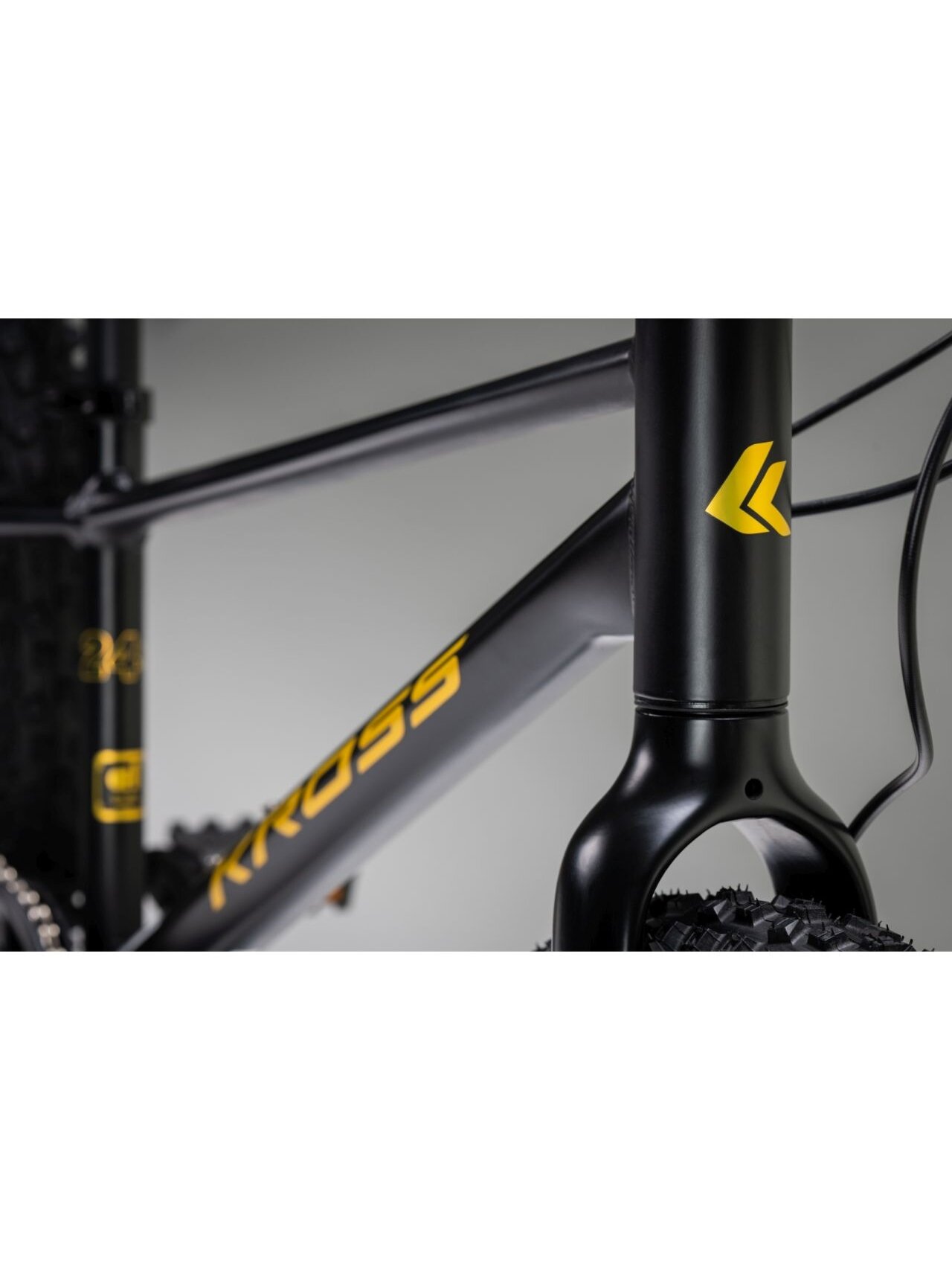 KROSS Liftie 24 X MY26 / Black-Yellow Matt / lengvas vaikiškas dviratis (24") 15 KROSS Liftie 24 X MY26 / Black-Yellow Matt / lengvas vaikiškas dviratis (24") 15