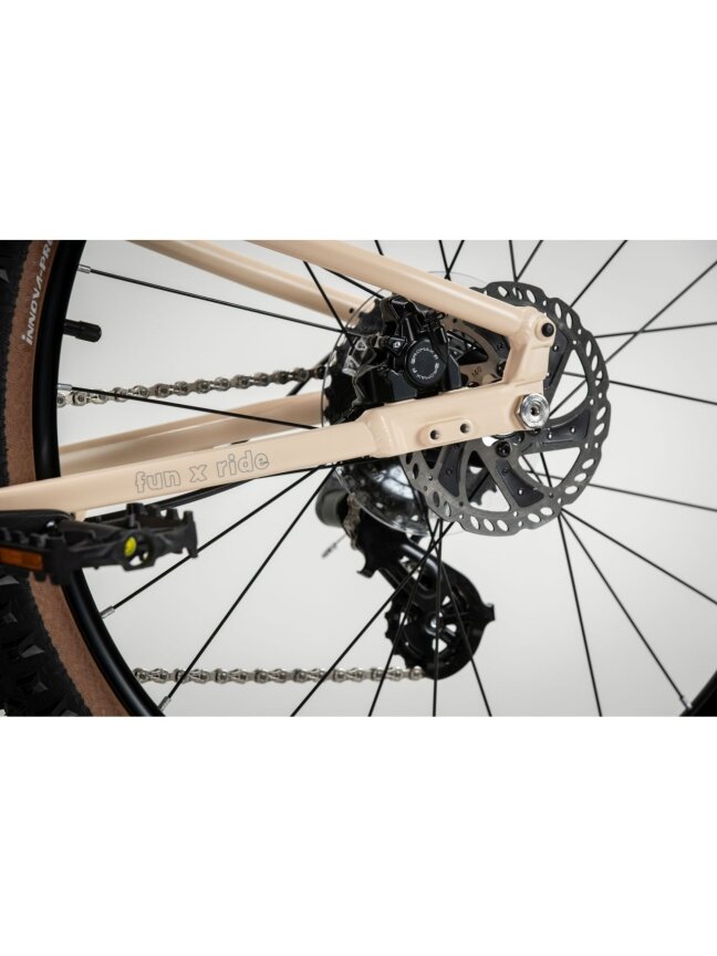 KROSS Liftie 24 X MY26 / Beige-Grey Matt / lengvas vaikiškas dviratis (24") 8 KROSS Liftie 24 X MY26 / Beige-Grey Matt / lengvas vaikiškas dviratis (24") 8