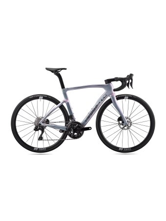 Pinarello F3 Disc MY26 / SHIMANO 105 Di2 2x12 FM20 / DT SWISS A1800 30DB / Interstellar Grey Shiny F3 / plento dviratis (28")
